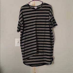 Mid sleeve striped shirt!